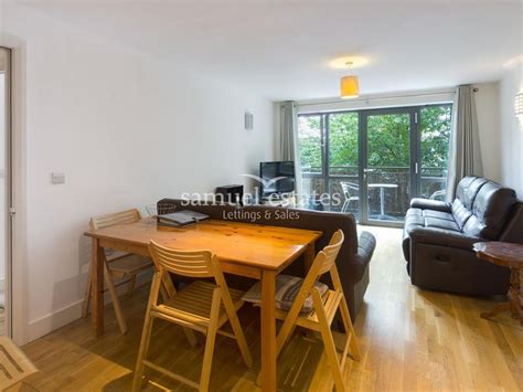 2 Bed Flat To Rent In Nonsuch House Colliers Wood Sw19 £1 900 Pcm