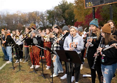 Bulldogs Spoil Clipper Hoco Cleveland Public School