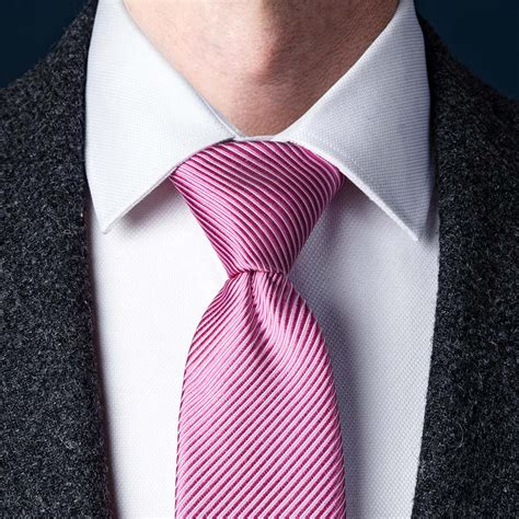 How To Tie A Half Windsor Knot