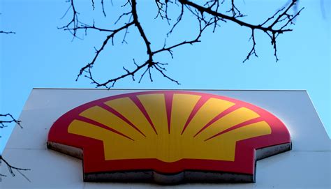 Labour blasts ‘absurd’ tax regime after report shows oil giant Shell