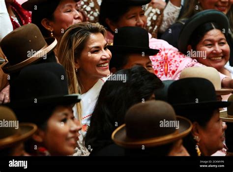 Cholas Bolivia Hi Res Stock Photography And Images Alamy