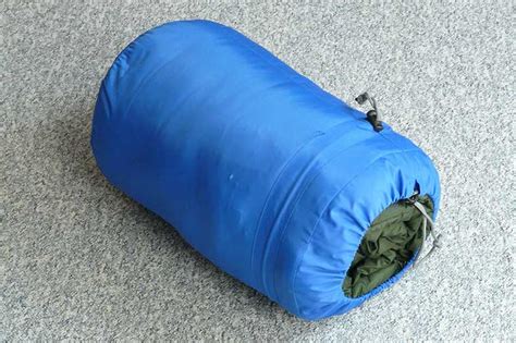 Backpacking Sleeping Bags for Big Guys - Our Top 8 Picks - Smart ...