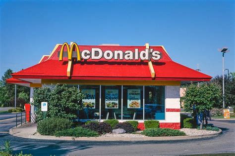 Mcdonalds Cafe Images | Free Photos, PNG Stickers, Wallpapers ...