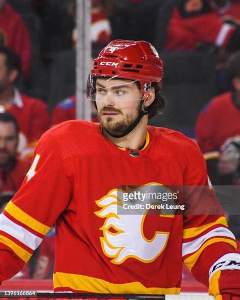 Calgary Flames 4 0 Photos And Premium High Res Pictures Getty Images