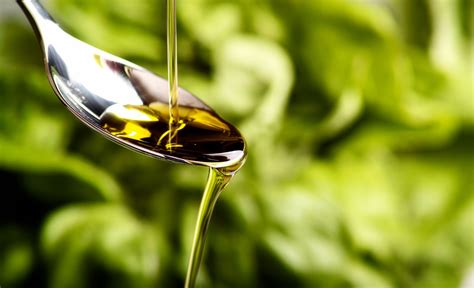 Health Benefits of High Polyphenol Olive Oil Unleash Rallis Olive Oil ...