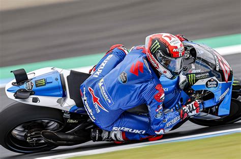 日本gp開幕！ スズキのシートカウルに羽（耳？）が生え、長島哲太はhrcカラーでmotogpクラス初参戦！│webヤングマシン｜新車バイクニュース