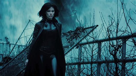 Selene Est De Retour Dans Le Trailer De Underworld Blood Wars Eklecty