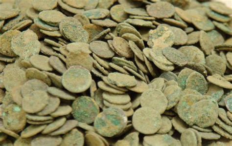 Archaeologists Discover Hoard Of Silver Roman Coins In Bulgaria Regton Metal Detectors