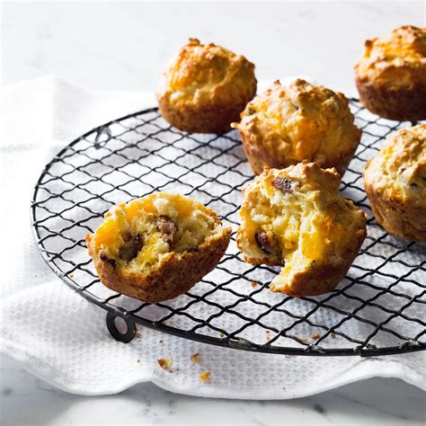 Sausage-and-Cheddar Muffins Recipe - Kay Chun