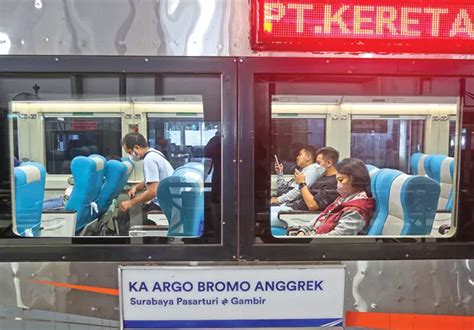 Libur Sekolah Pt Kai Diskon Harga Tiket Kereta Harga Persen Jawa Pos