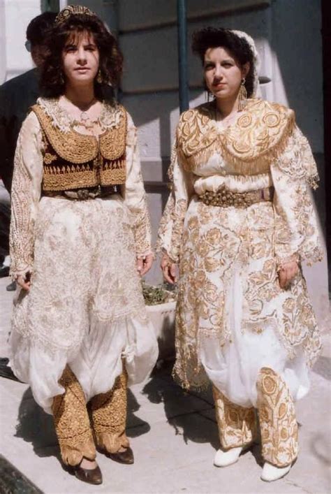 Albanian Women Traditional Fashion Traditional Dresses Albanian