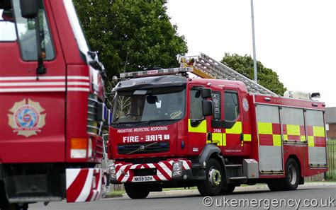 Nk Dzh Tyne And Wear Fire And Rescue Service Volvo Fl Jdc Uk