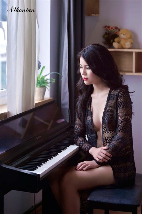 Ki U Ly Nude G I T Nh Sexy Girls Beauty Girls Nude Women Hot Asian