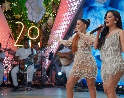 Maiara Maraisa comemoram aniversário no palco do Fantástico