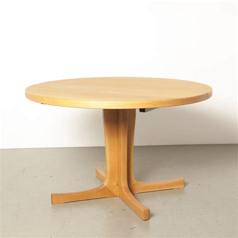 CJ Rosengaarden Extending Table Neef Louis Design Amsterdam