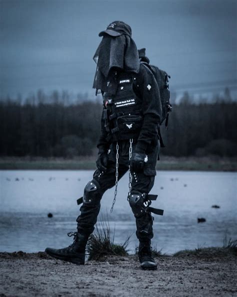 Upgrade Your Style With Warcore Techwear