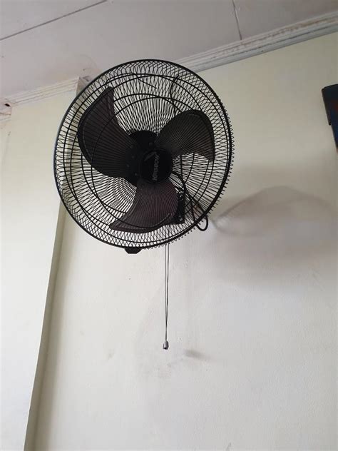 Krisbow Kipas Angin Dinding Wall Fan Elektronik Lainnya Di Carousell