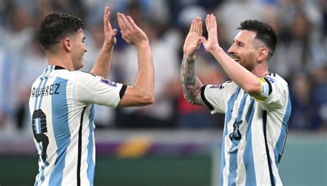 Lionel Messi Y Juli N Lvarez Fueron Nominados A Mejor Jugador En Los