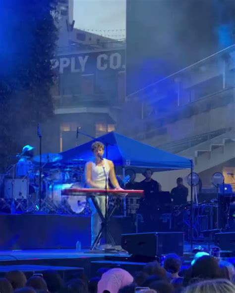 Charlie Puth Updates On Twitter 933SummerKickoff Charlie Puth