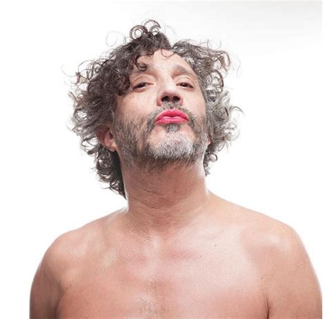 Polémica por la tapa del nuevo disco de Fito Páez en un montaje