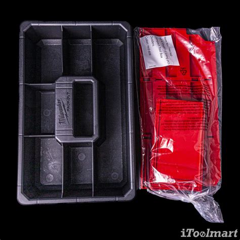 กล่องเครื่องมือคอมแพ็ค Milwaukee 48 22 8422 Packout Compact Tool Box ลด