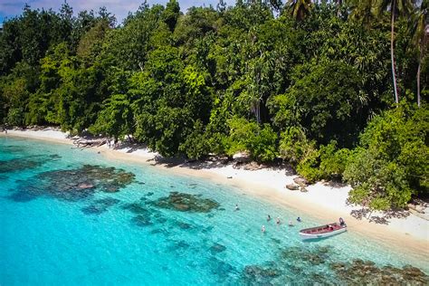 Papua New Guinea | Madang Cultural Tour - Artisan Adventures