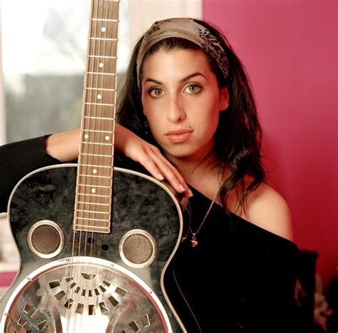 La Historia De Amy Winehouse