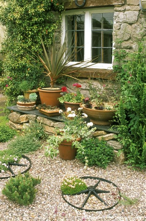 Gravel Garden Ideas Homsgarden