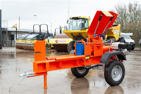 Houtkliever Op Aanhangwagen 16 Ton Houtkliever Op Aanhangwagen Molse