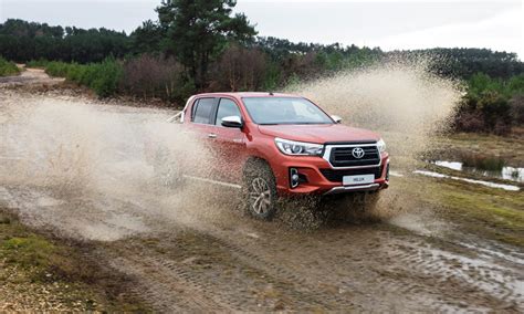 50 Ans Et Un Nouveau Look Pour Le Toyota Hilux FARM Connexion