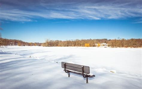 Riverside Park is gorgeous in the Winter. | Riverside park, Janesville ...