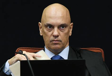 Casal Envolvido Em Ataques A Alexandre De Moraes Presta Depoimento Pf