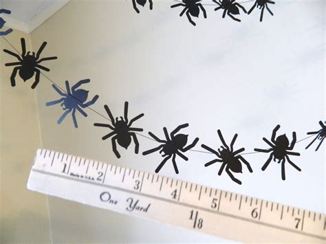 Halloween Spider Decor/ Paper Garland / Halloween Garland / - Etsy