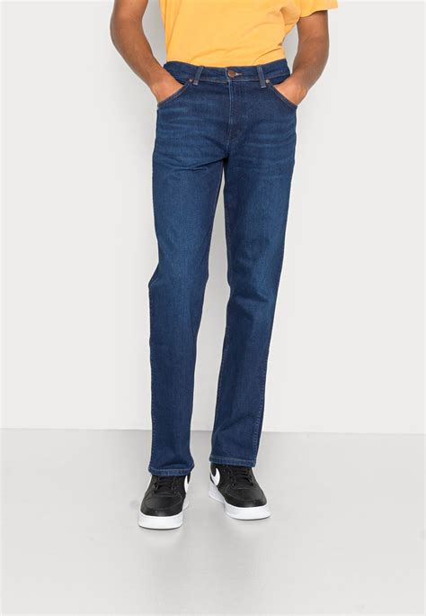 Wrangler Greensboro Straight Leg Jeans The Bullseyeblue Denim