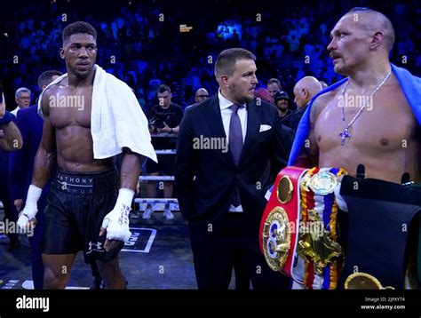 Oleksandr Usyk Belts Hi Res Stock Photography And Images Alamy