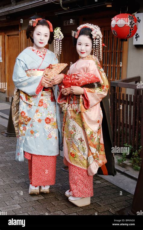 Geisha, Gion District, Kyoto, Japan Stock Photo - Alamy