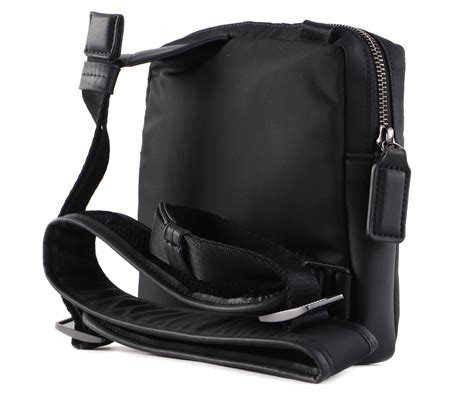 Calvin Klein Umh Ngetasche Ck Elevated Reporter S Ck Black Modeherz