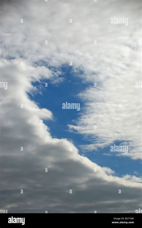 Gathering Altostratus Clouds Stock Photo Alamy