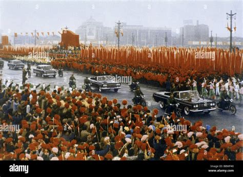 Shanghai china 1970s 70s hi-res stock photography and images - Alamy