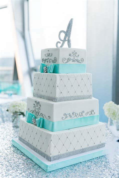 Tiffany Blue Wedding in Tennessee - Bridestory Blog