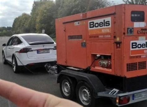 Gas Generator Charging Tesla While Driving Realtesla