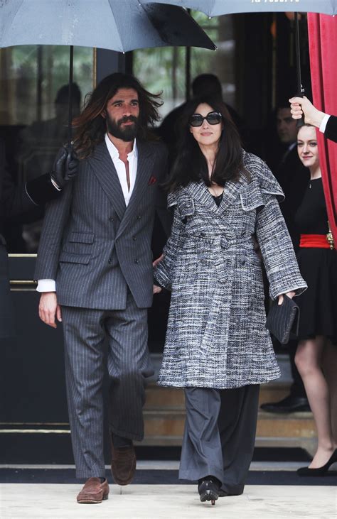 Photo Monica Bellucci et son compagnon Nicolas Lefebvre à la sortie