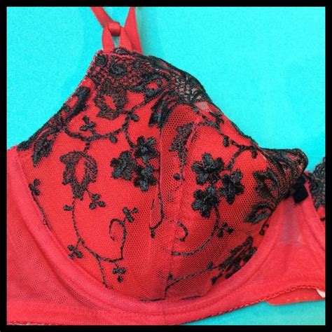 Victoria S Secret Intimates And Sleepwear Victorias Secret Cute Red Bra Size 34c Poshmark