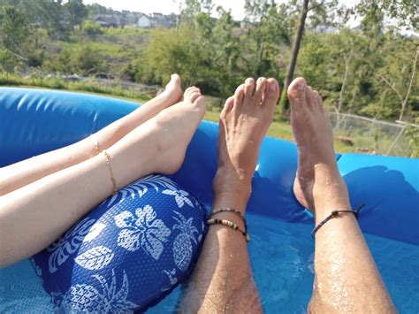 Pool Footsie Nude Pics Xhamster