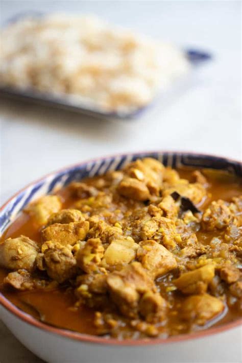 Authentic Bengali Chicken Curry - The Matbakh