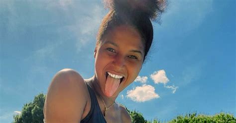 Ang Lique Koh Lanta Ses Fans Sont Sous Le Charme De Ses Photos En Bikini Sextant Revue