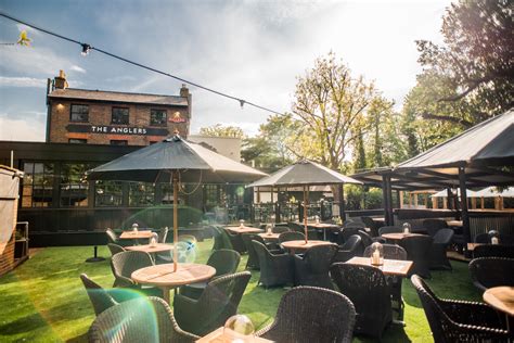 The Anglers at Teddington Lock - Fuller's Pub and Restaurant in Teddington