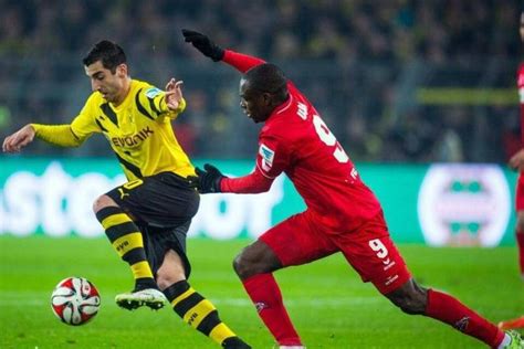 D Mpfer F R Den Bvb Triste Nullnummer Gegen K Ln Bundesliga