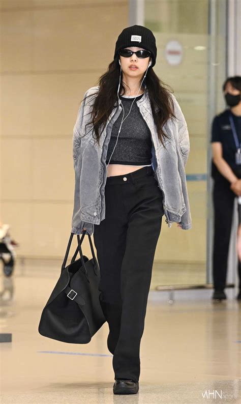 BLACKPINK’s airport fashion always steals the spotlight among Kpop beauties