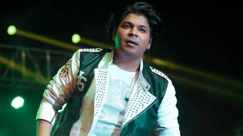 Ankit Tiwari reacts to catfight at his Bihar concert: Demeaning, unwanted - Hindustan Times